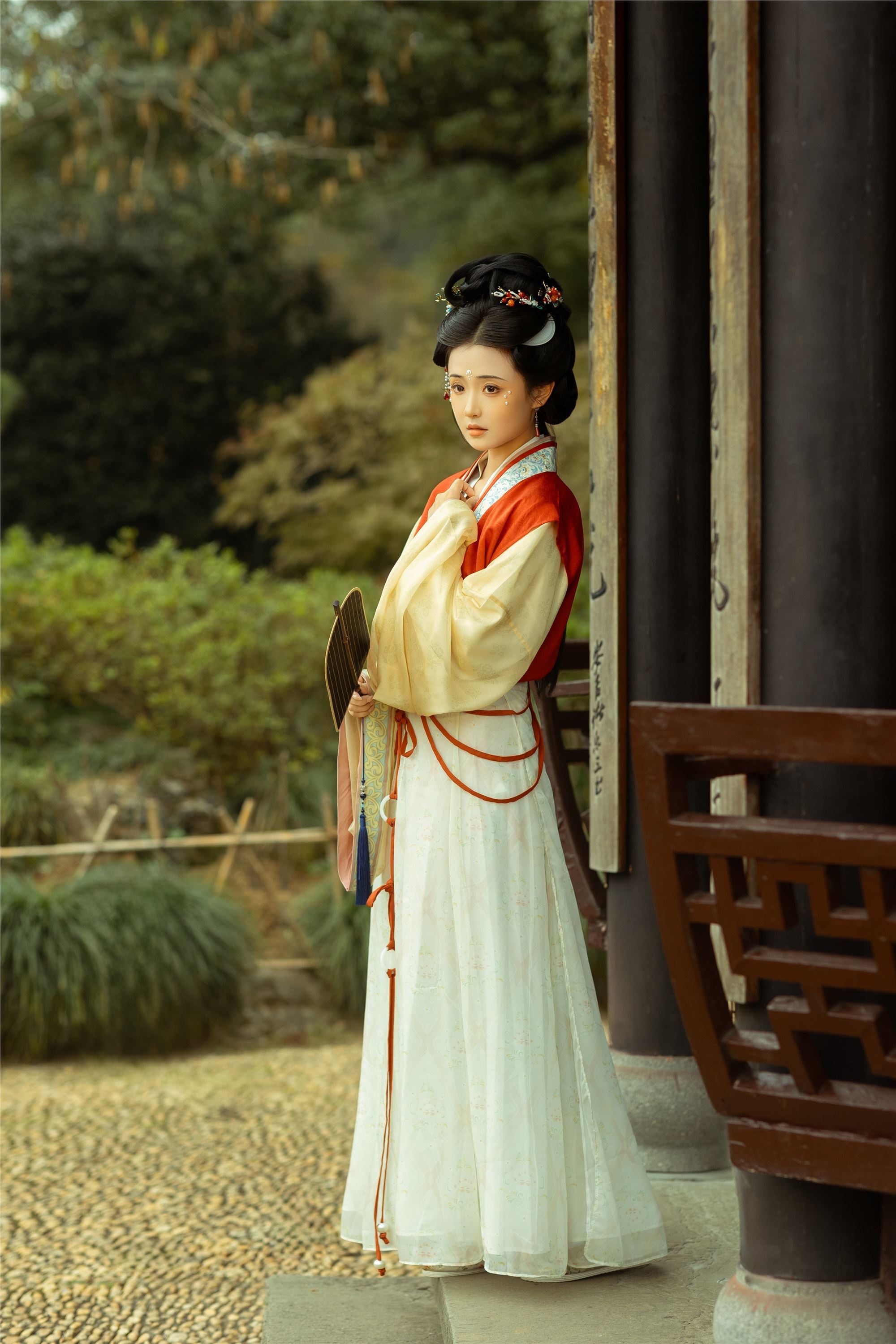 YITUYU艺图语 2025.01.25 晚来秋雨 雪樱